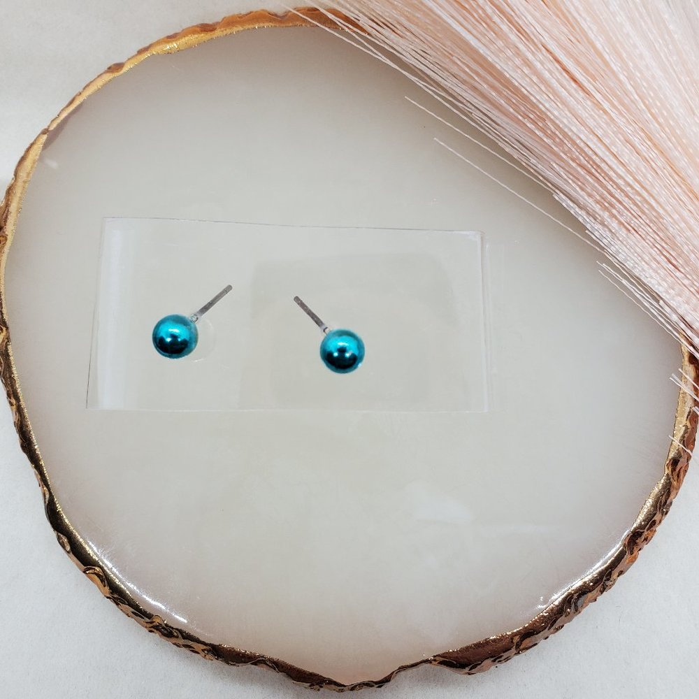🤑 BUNDLE TO SAVE 🤑 Hot Topic Teal Metallic Ball Stud Earrings